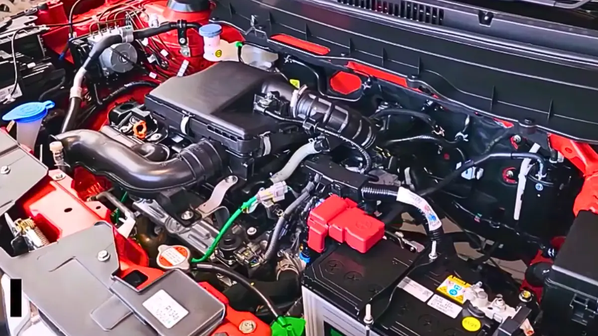 Which is better Brezza or Nexon