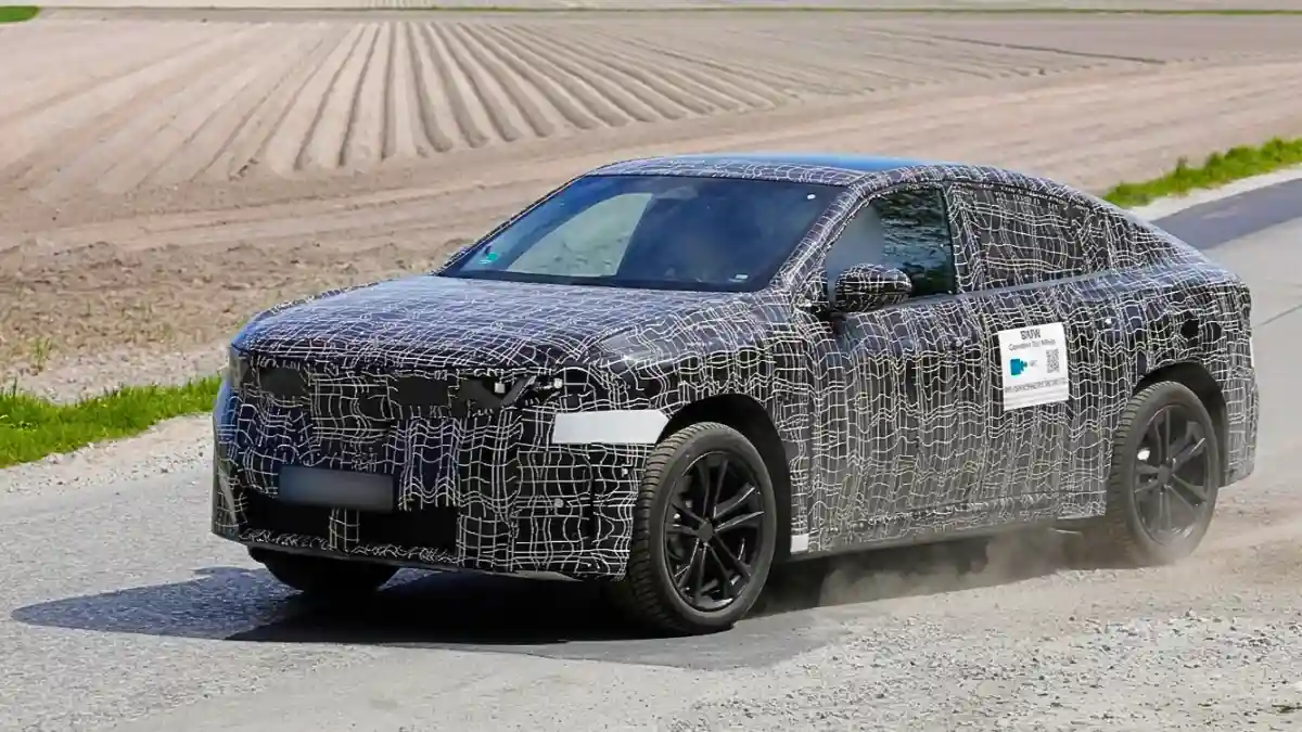 2027 BMW iX4