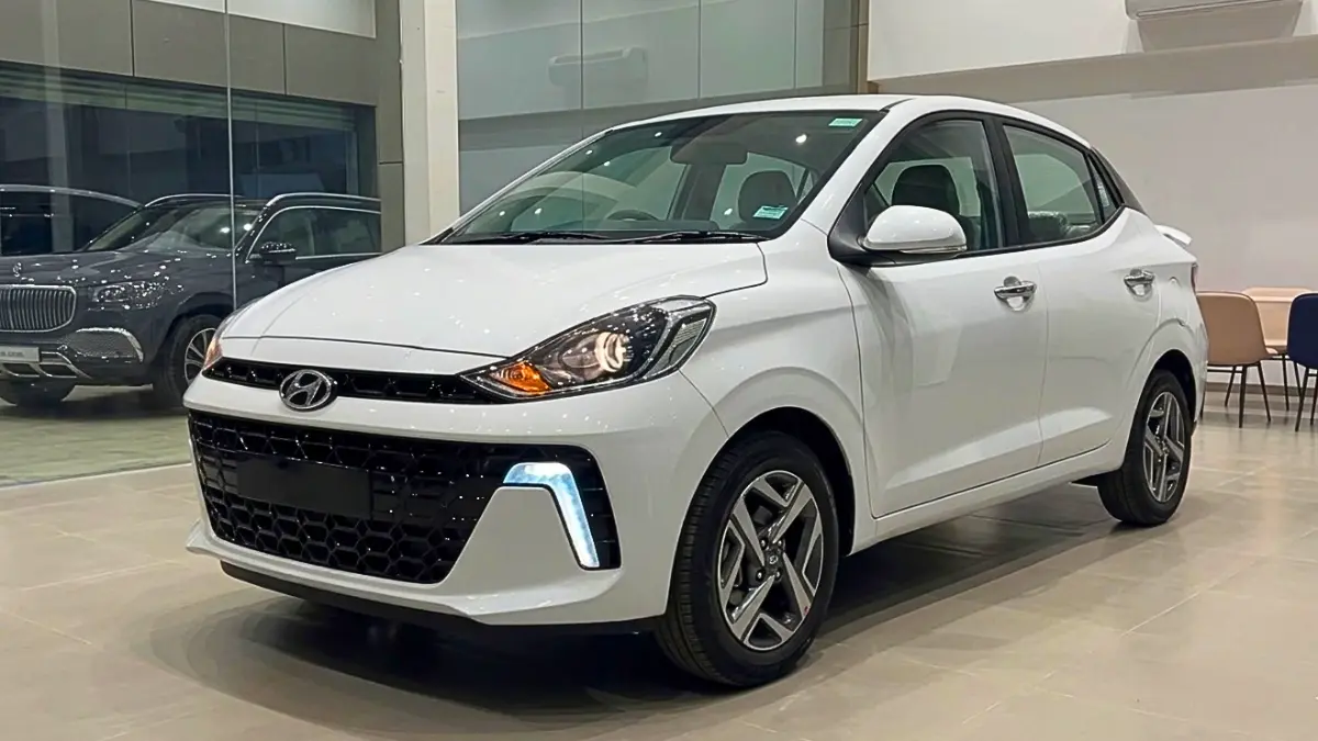 Sedan Sales April 2026 - Hyundai Aura